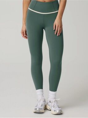 Vuori Green High-Rise Leggings with Cream Waistband